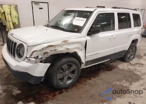 2015 Jeep Patriot High Altitude Edition z USA, uszkodzony, nr VIN 1C4NJRFB0FD426756